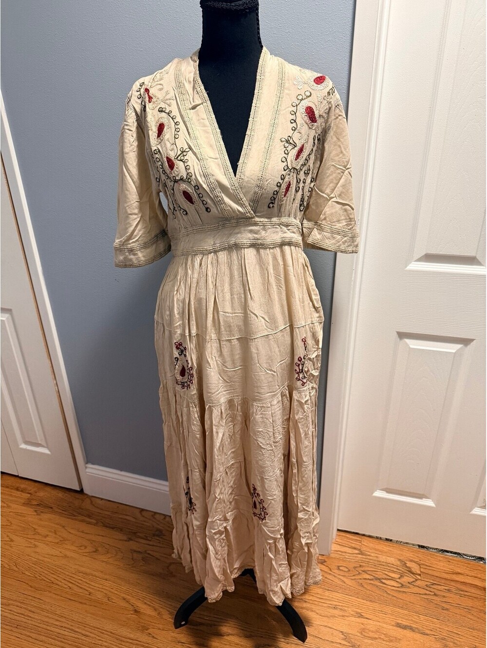 YOUNG THREADS Embroidered Cotton Maxi Dress Latte Boho NWT Medium